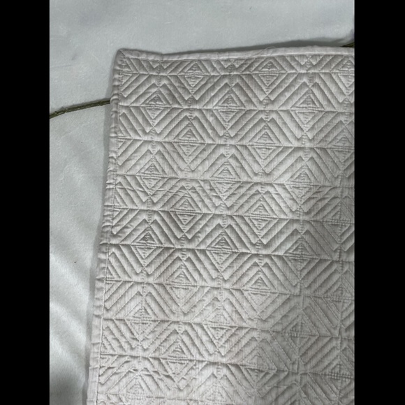 NEW Hotel Collection‎ Woodrose Quilted 1 Euro Sham - Picture 3 of 12